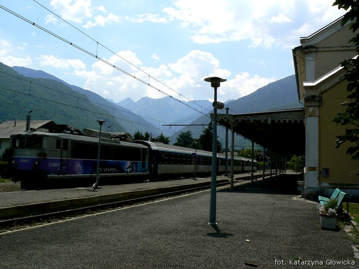 malownicza stacja kolejowa w Luchon